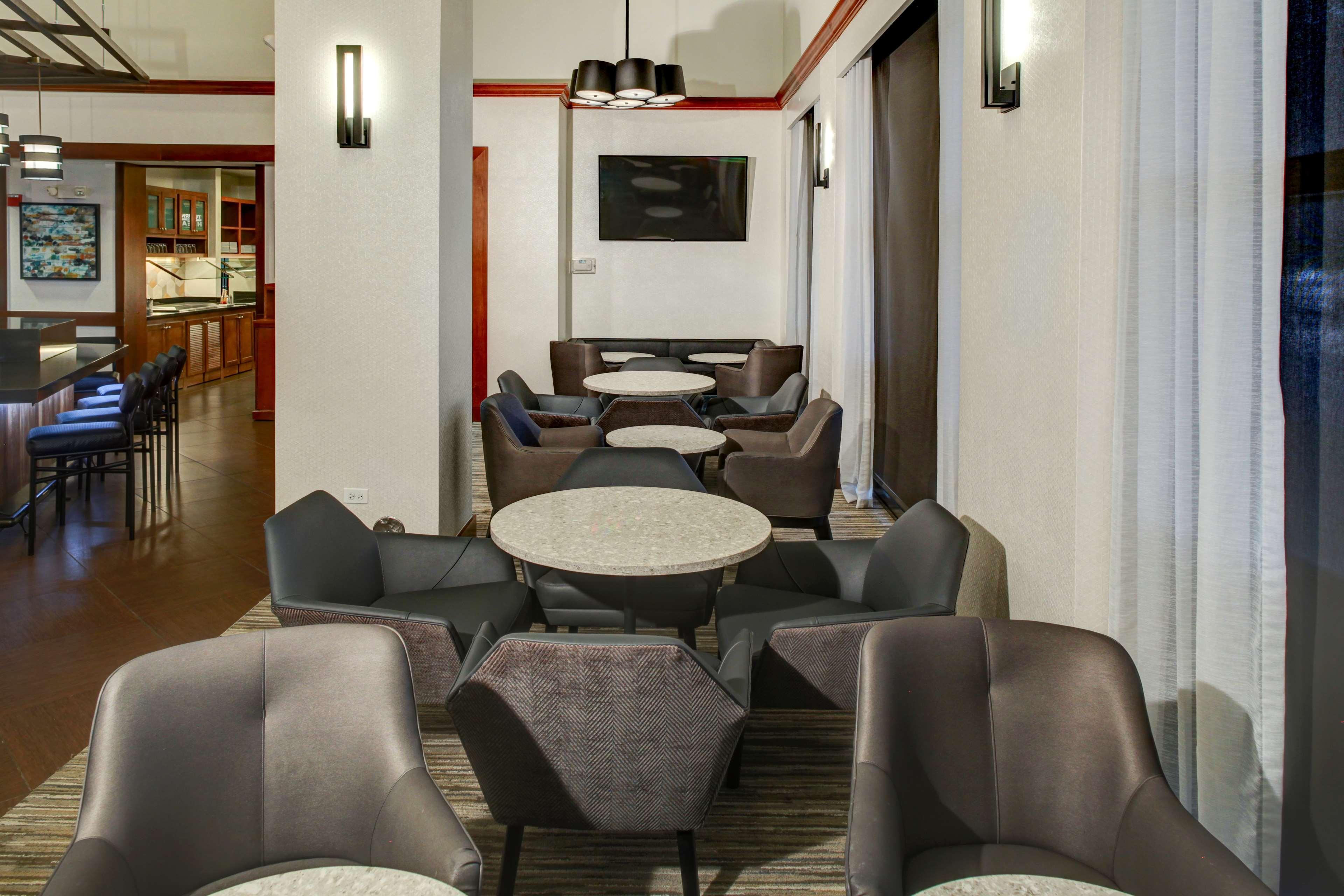 Hyatt Place Nashville Opryland Exterior photo